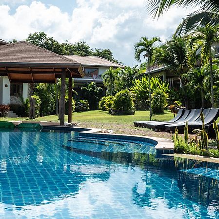 Blue Hill Residence Hua Thanon  Bagian luar foto