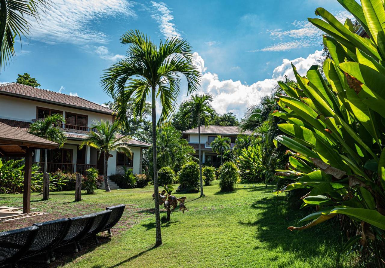 Blue Hill Residence Hua Thanon  Bagian luar foto