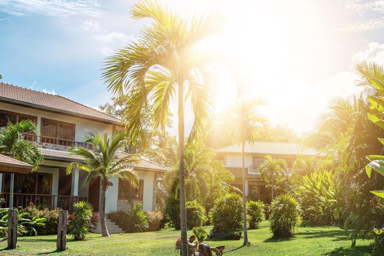 Blue Hill Residence Hua Thanon  Bagian luar foto