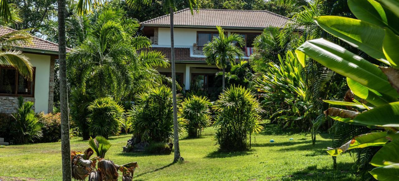 Blue Hill Residence Hua Thanon  Bagian luar foto