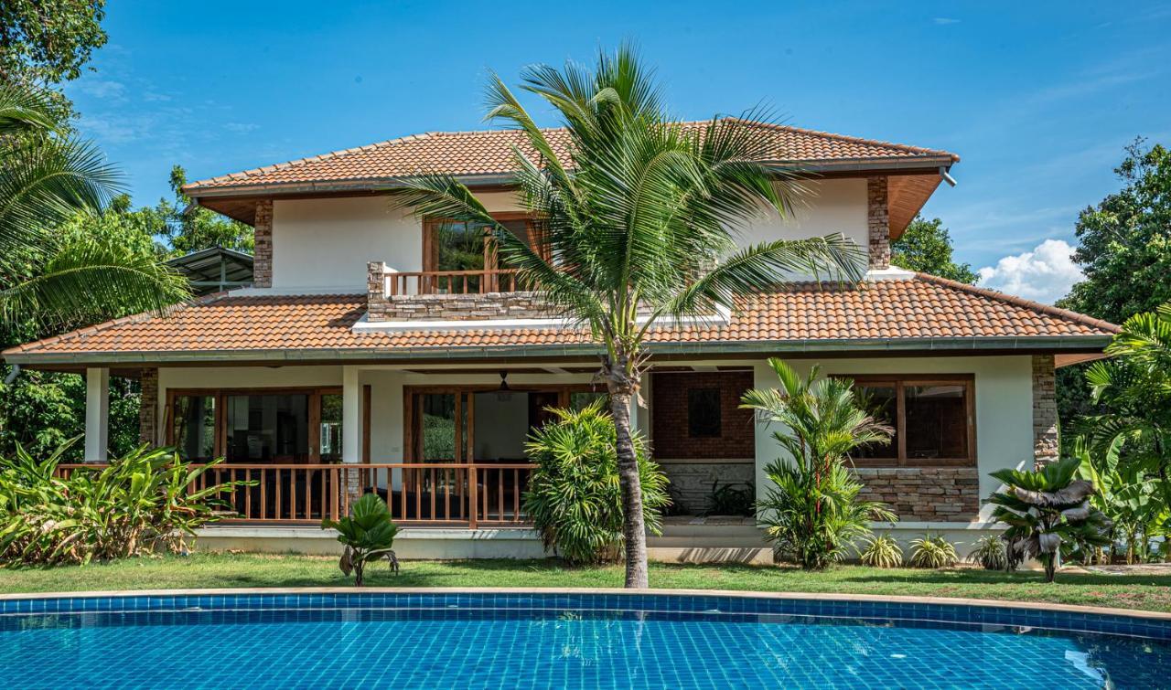 Blue Hill Residence Hua Thanon  Bagian luar foto