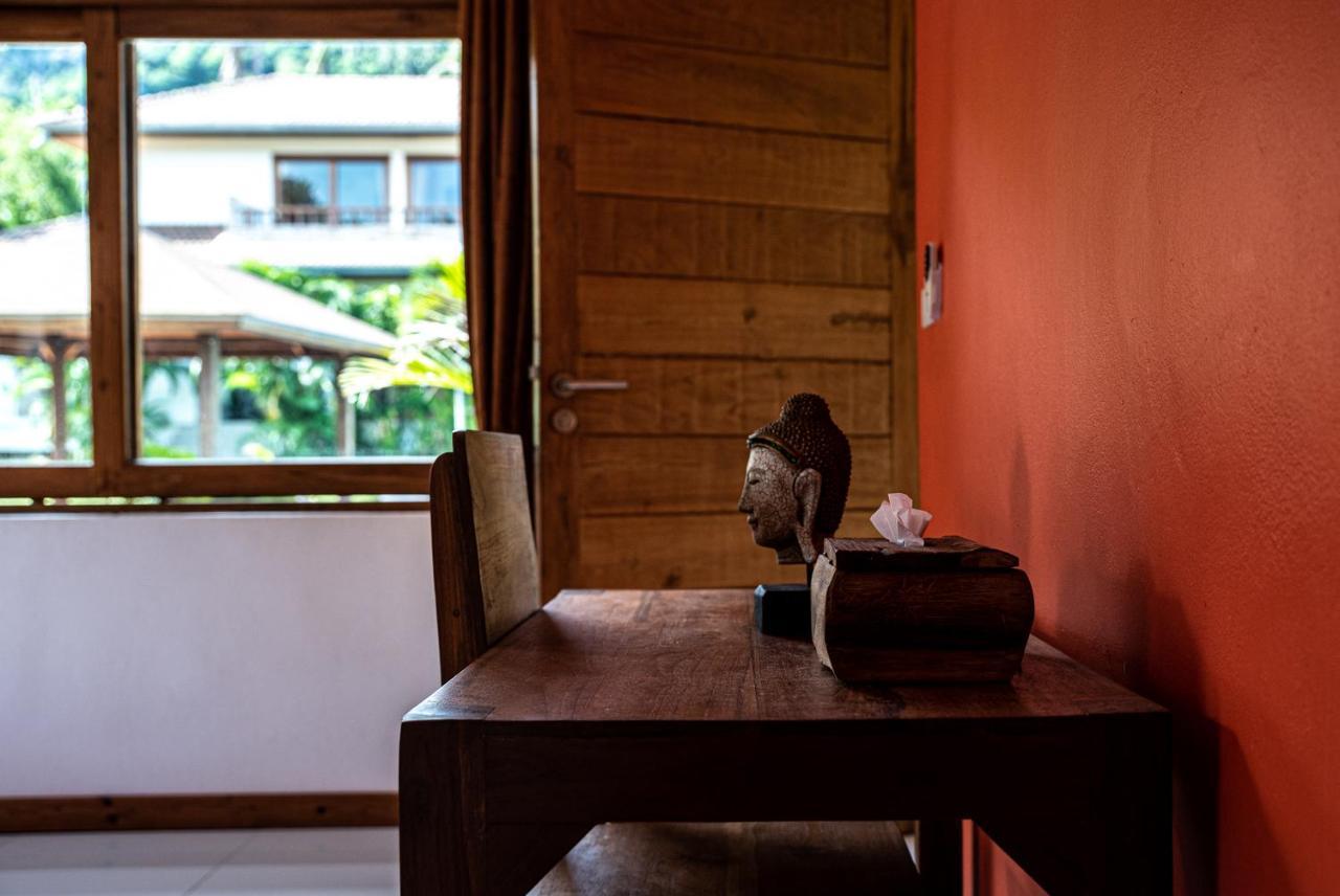Blue Hill Residence Hua Thanon  Bagian luar foto